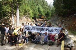 ELF forms blocade to protect the Dakota Bowl Bear Sanctuary
